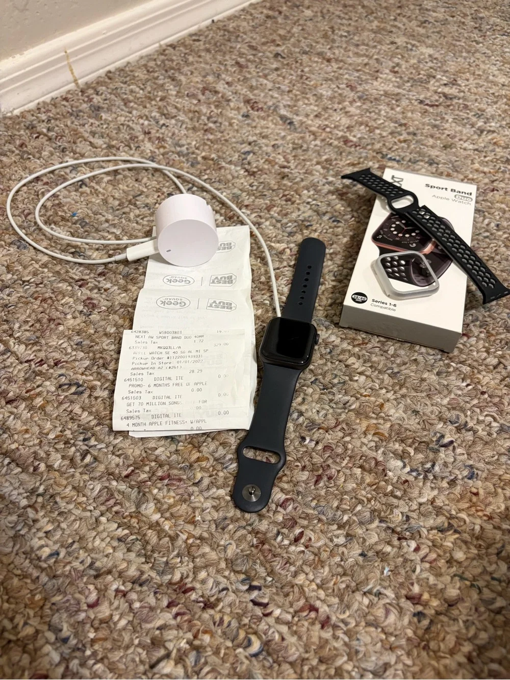 Ladies I watch 40mm barely worn but with one small face scratch